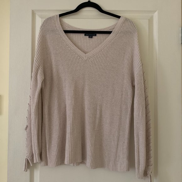 COPY - American Eagle Sweater - Picture 1 of 3